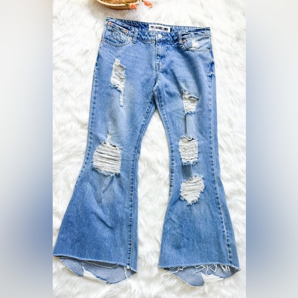 The Laundry Room Flared Crop Jeans Destroyed Denim size 27 - Picture 1 of 5